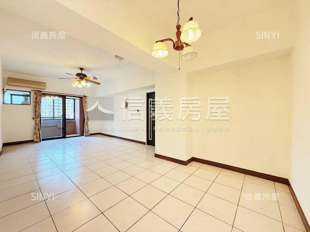 新接專任宏國青山景觀四房房屋室內格局與周邊環境
