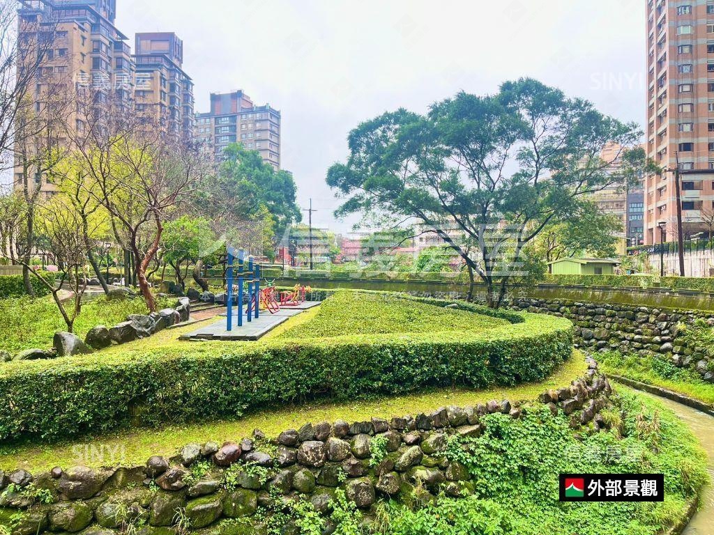 新接專任宏國青山景觀四房房屋室內格局與周邊環境