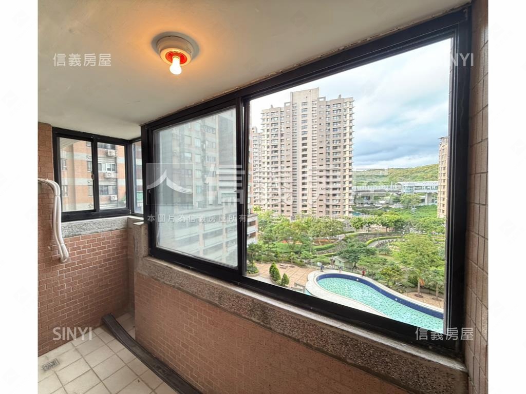 新接專任宏國青山景觀四房房屋室內格局與周邊環境