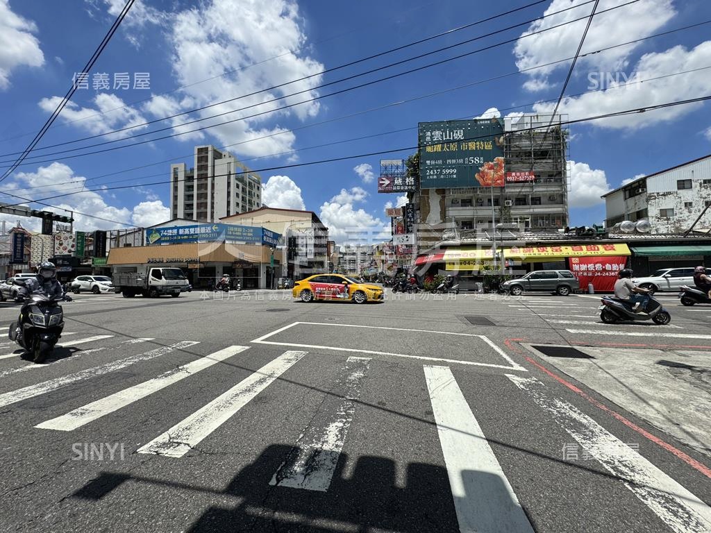 軍功東山商圈臨路透店房屋室內格局與周邊環境