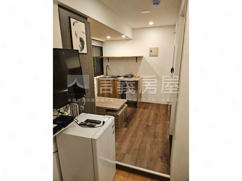 近捷運松江南京投報佳華廈房屋室內格局與周邊環境