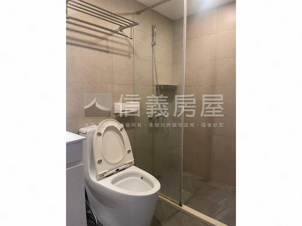 近捷運松江南京投報佳華廈房屋室內格局與周邊環境