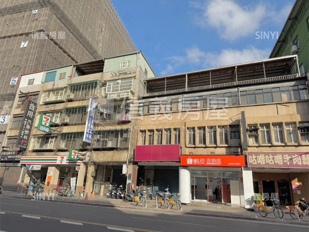 馬躍青雲．都廳兩房車位房屋室內格局與周邊環境