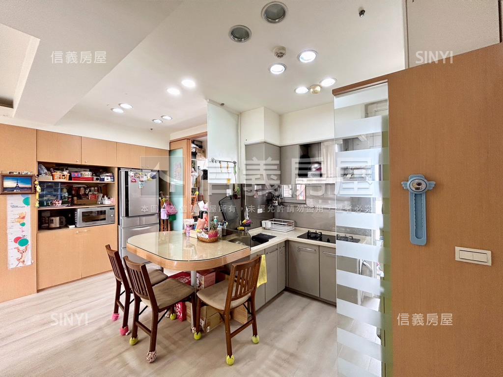 精工禪次頂樓精美屋房屋室內格局與周邊環境