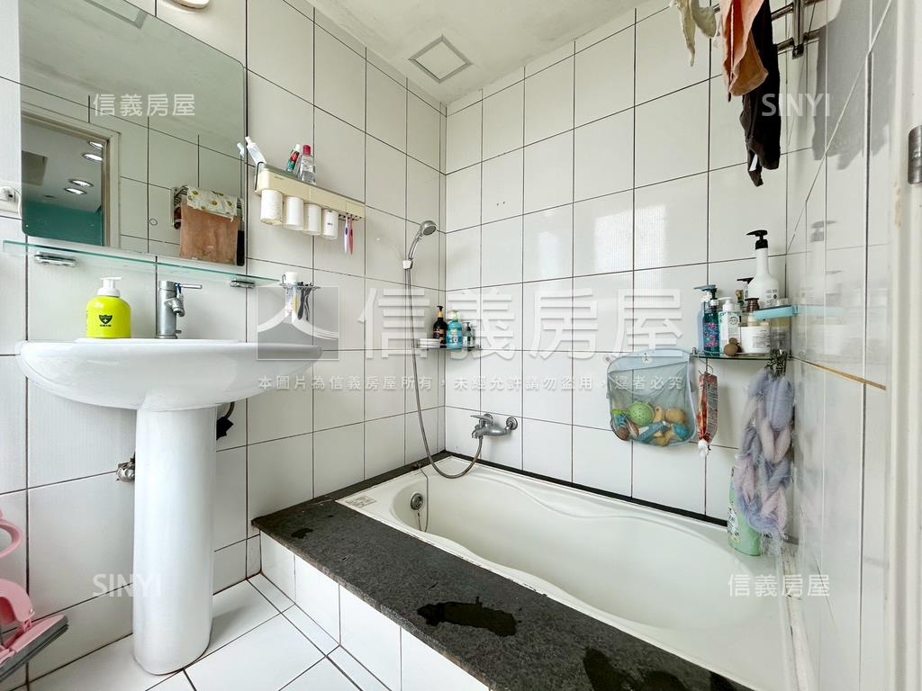 精工禪次頂樓精美屋房屋室內格局與周邊環境
