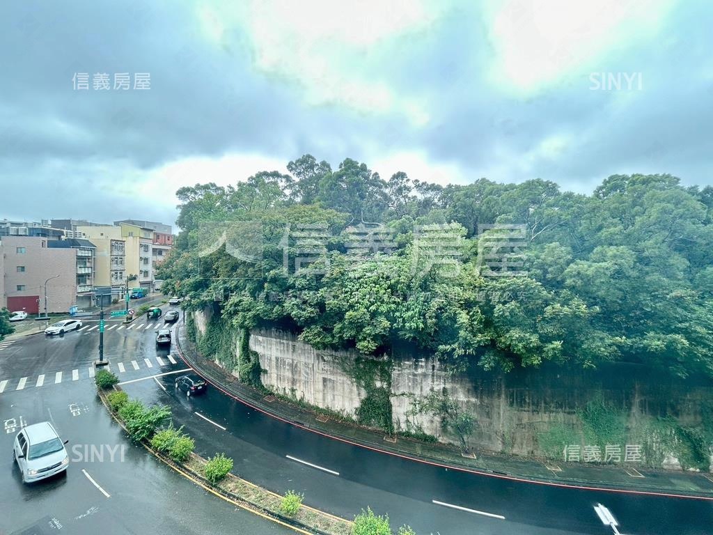 近園區清大採光俠客附車位房屋室內格局與周邊環境