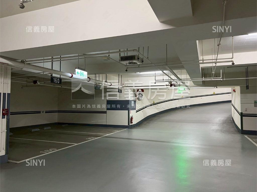 Ｗ時代兩房平車房屋室內格局與周邊環境