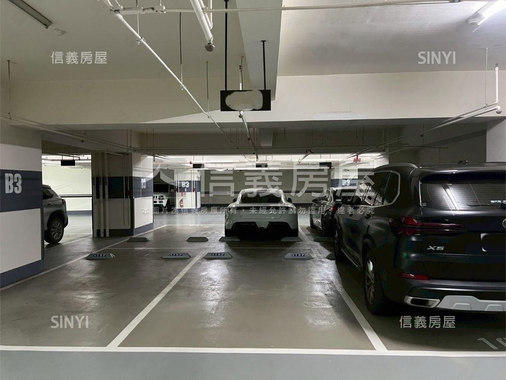 Ｗ時代兩房平車房屋室內格局與周邊環境