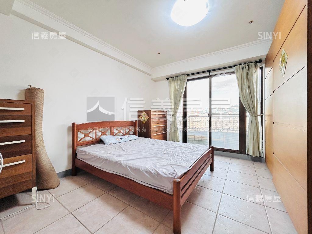 次頂樓景觀面公園中悅凱撒房屋室內格局與周邊環境