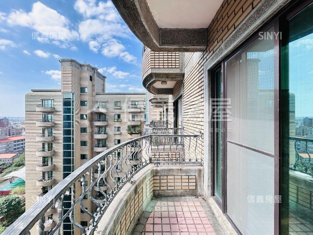 次頂樓景觀面公園中悅凱撒房屋室內格局與周邊環境