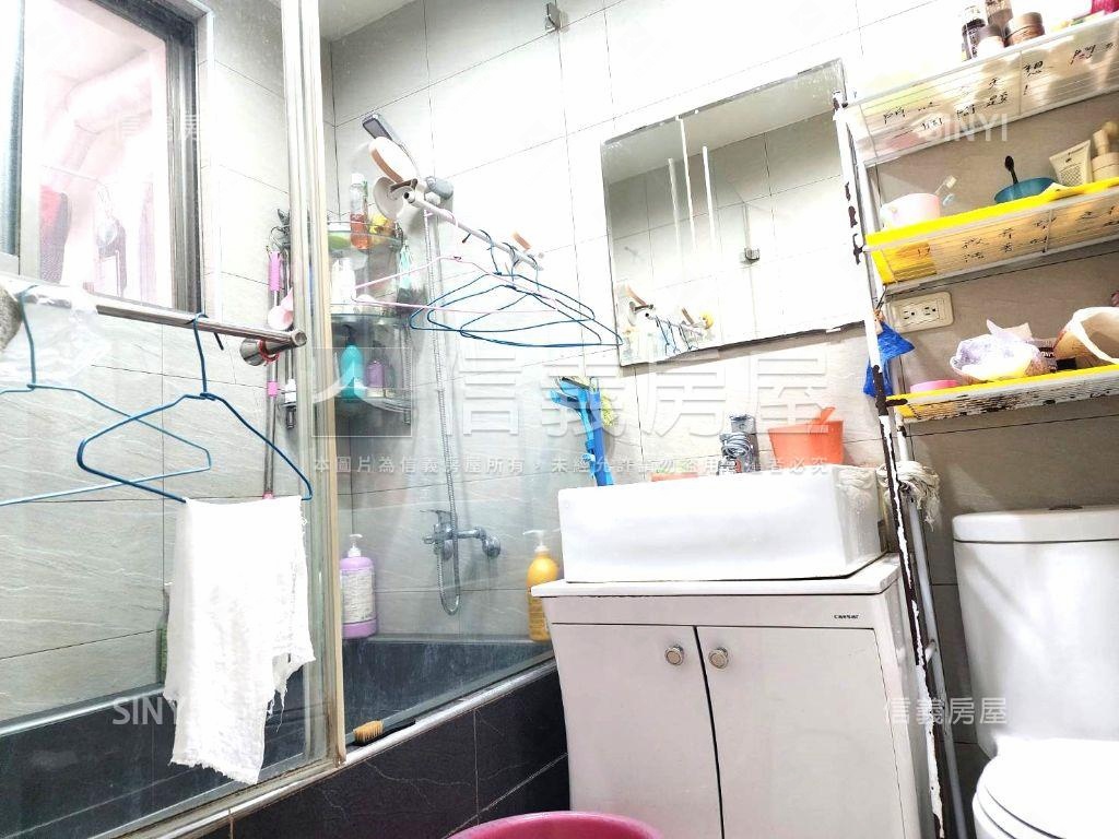 實踐國小美美二樓房屋室內格局與周邊環境