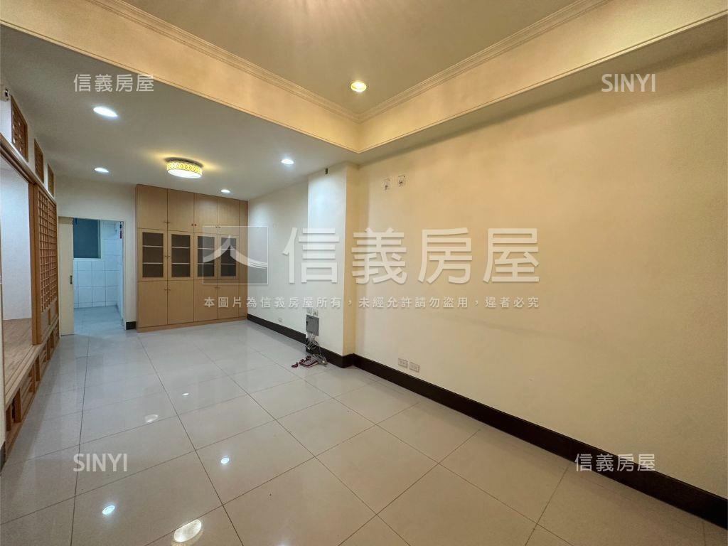 成淵高中獨戶黃金二樓房屋室內格局與周邊環境