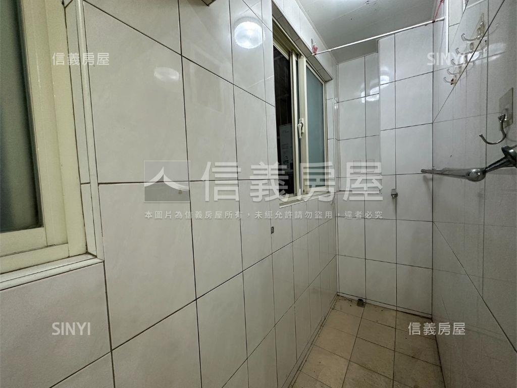 成淵高中獨戶黃金二樓房屋室內格局與周邊環境