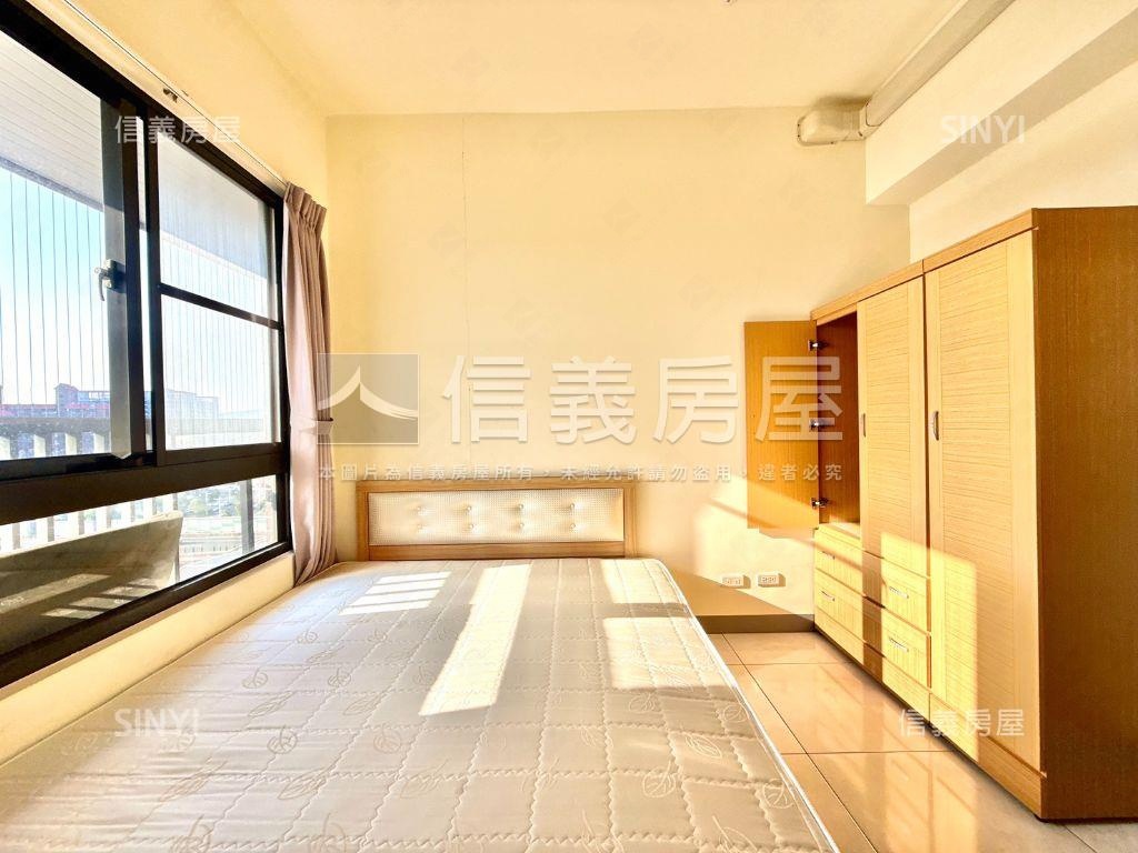 仁雄商圈兩房車位房屋室內格局與周邊環境