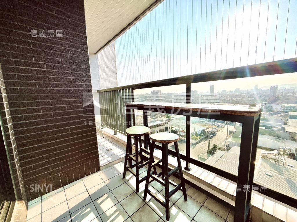 仁雄商圈兩房車位房屋室內格局與周邊環境