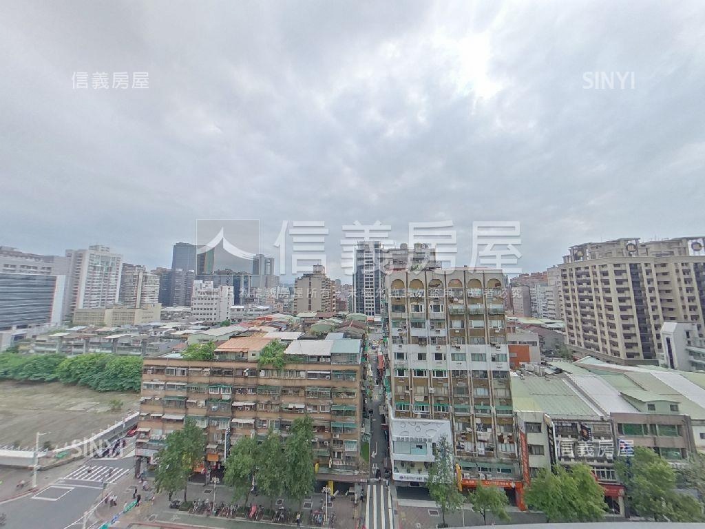 世青圓形房屋室內格局與周邊環境