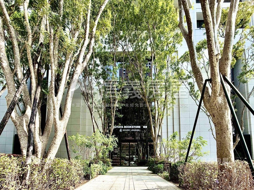 忠泰老佛爺●氣勢磅礡房屋室內格局與周邊環境