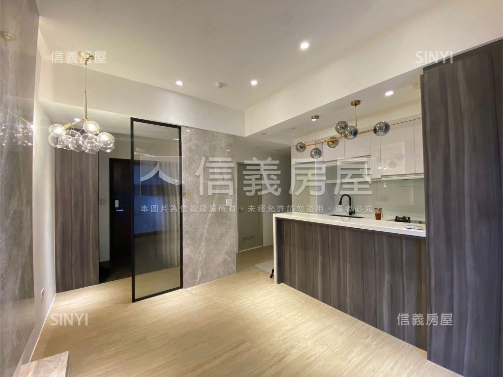 站前Ａ＋大露臺兩房車位房屋室內格局與周邊環境