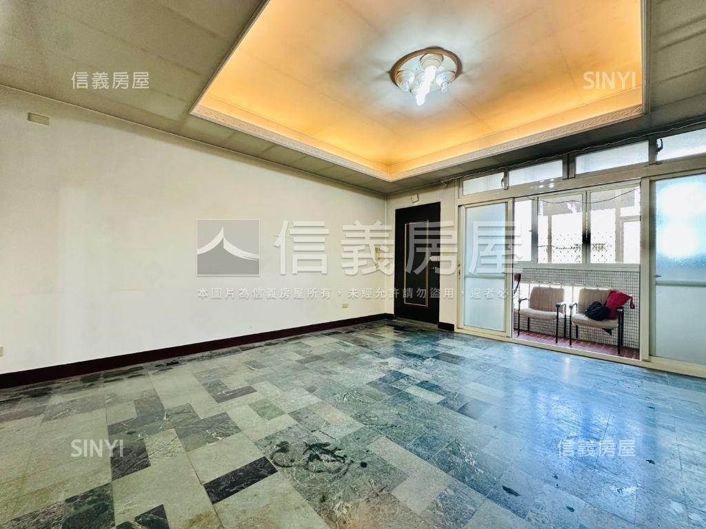 忠孝路三面採光方正美屋房屋室內格局與周邊環境