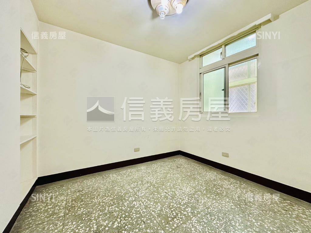 忠孝路三面採光方正美屋房屋室內格局與周邊環境