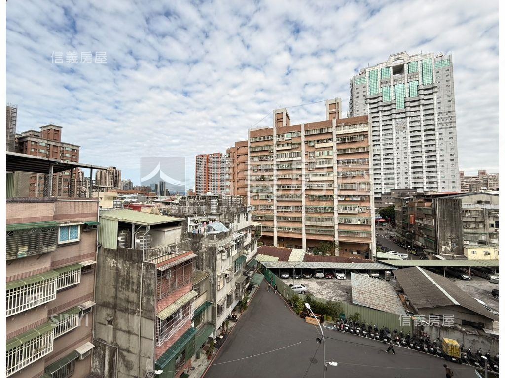 忠孝路三面採光方正美屋房屋室內格局與周邊環境