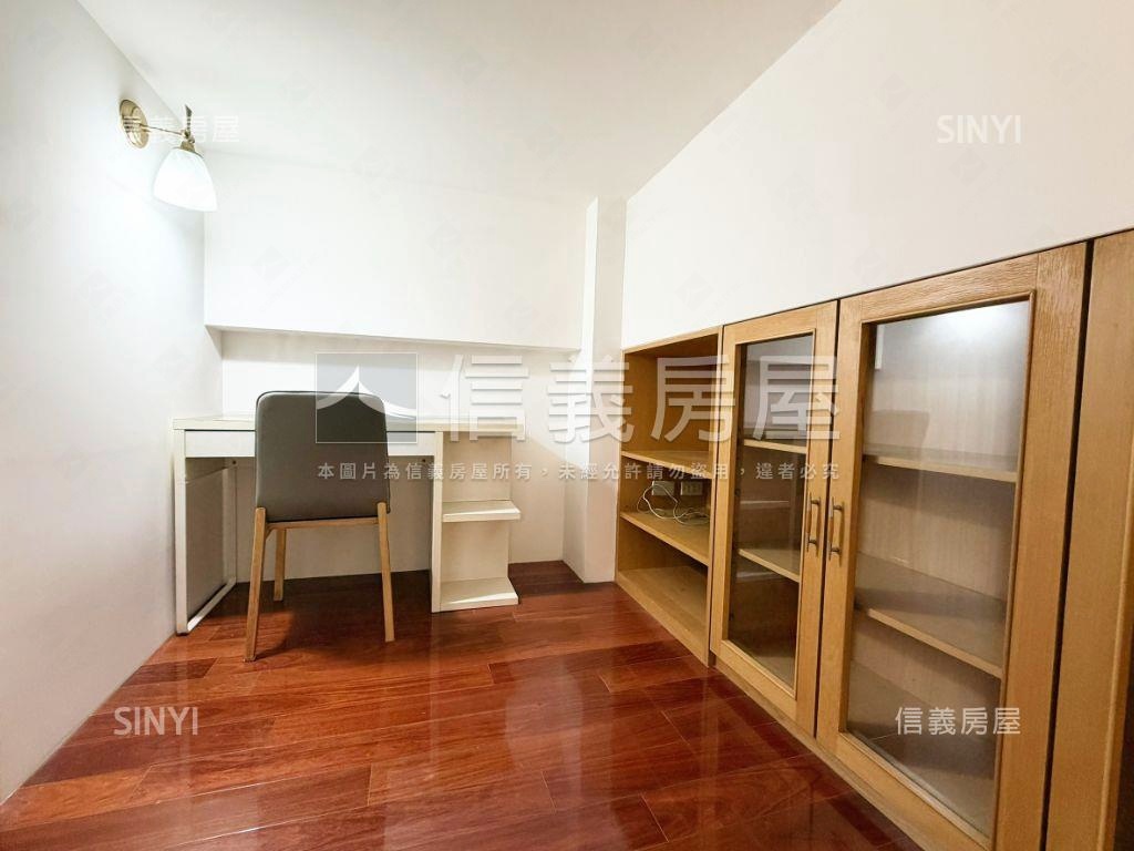 稀有釋出非常歐洲房屋室內格局與周邊環境