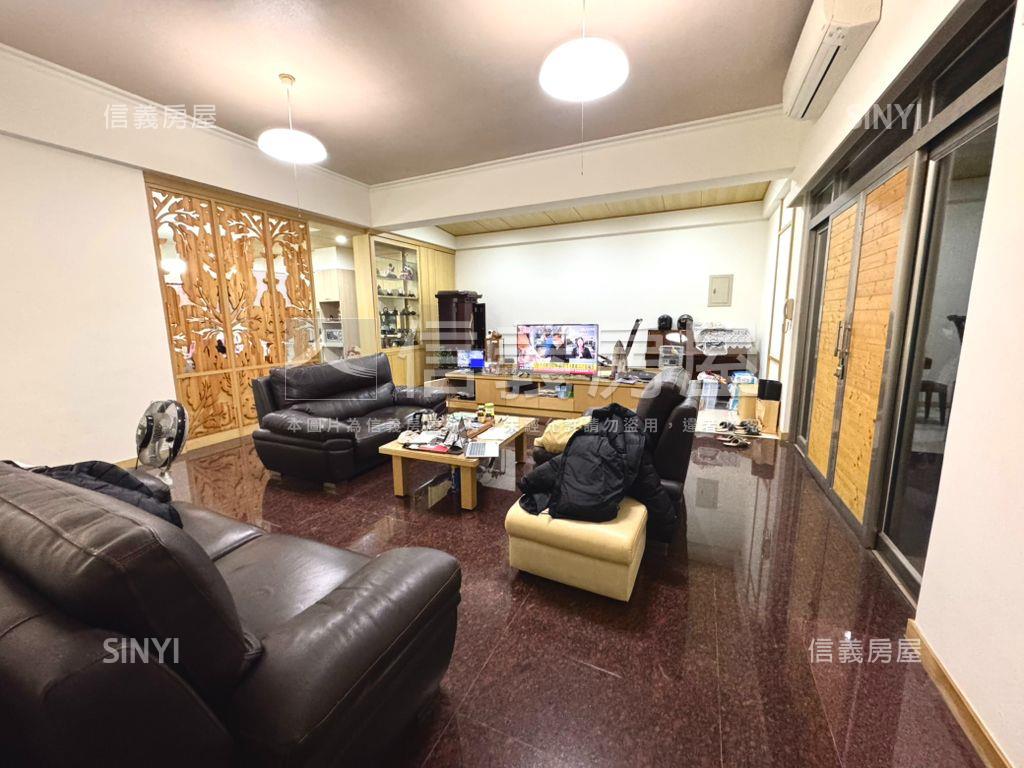 五福學區美裝潢一樓住店房屋室內格局與周邊環境