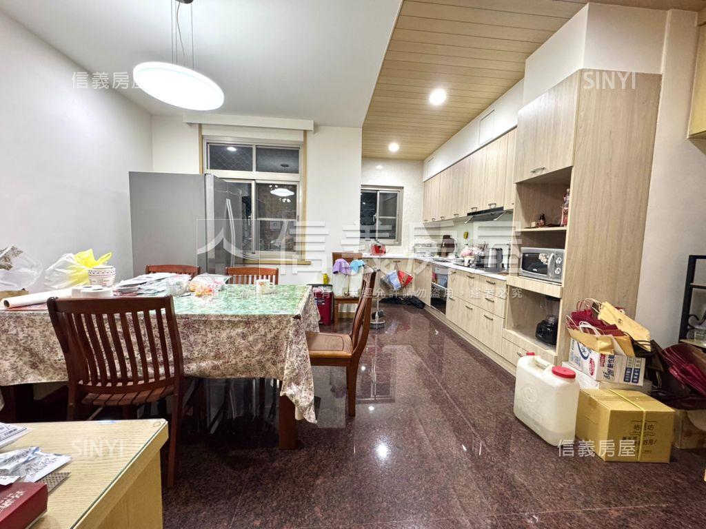 五福學區美裝潢一樓住店房屋室內格局與周邊環境