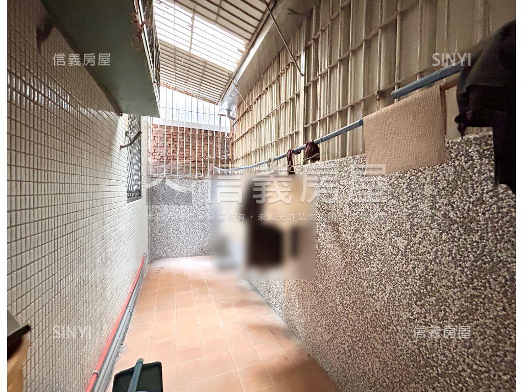 五福學區美裝潢一樓住店房屋室內格局與周邊環境