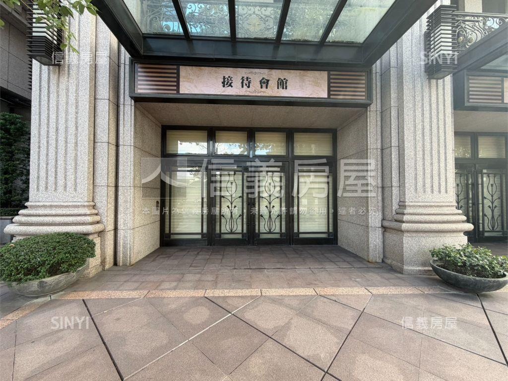 Ｃ１元利世紀匯挑高店面房屋室內格局與周邊環境