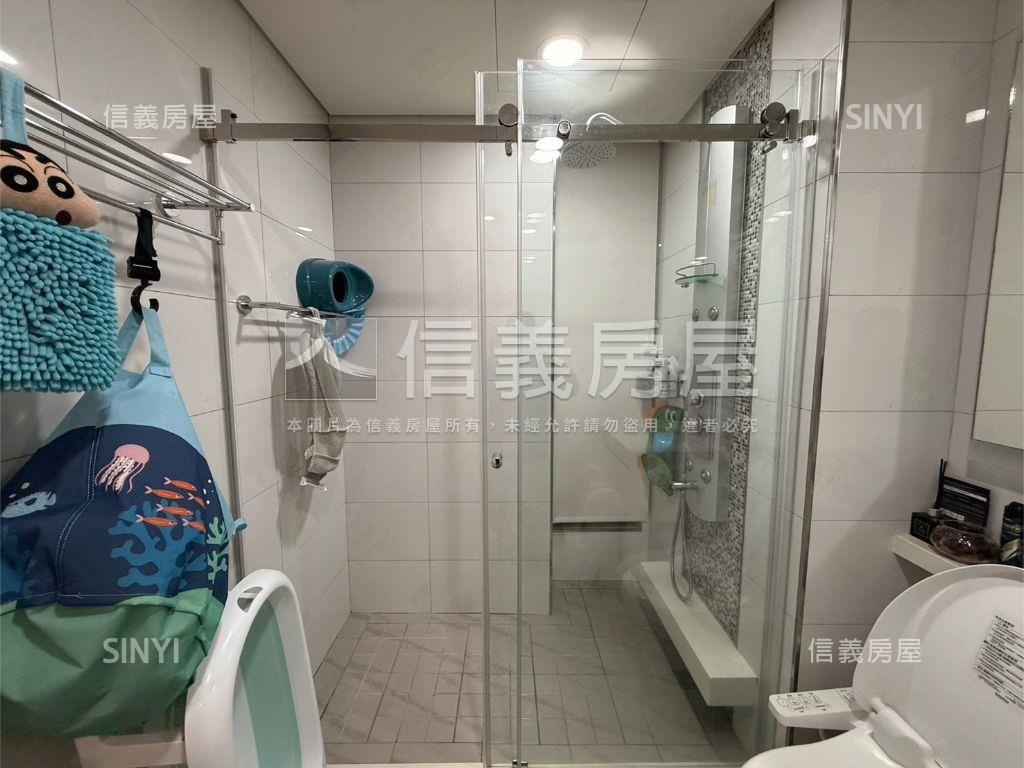 冠德天御面學校三房雙車位房屋室內格局與周邊環境