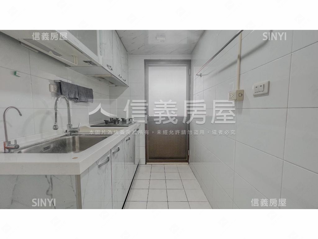 美術館新感性三房車位美屋房屋室內格局與周邊環境