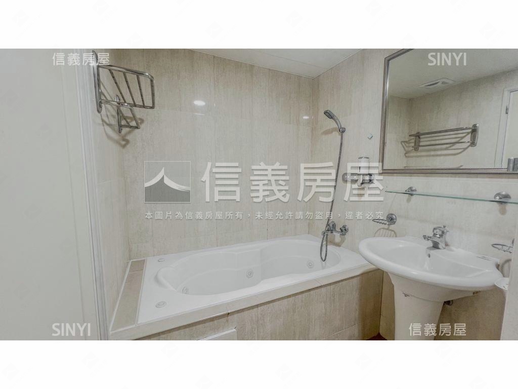 美術館新感性三房車位美屋房屋室內格局與周邊環境