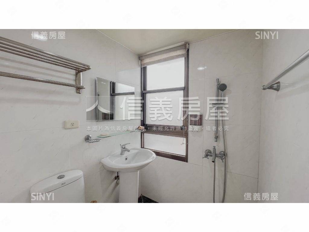 美術館新感性三房車位美屋房屋室內格局與周邊環境