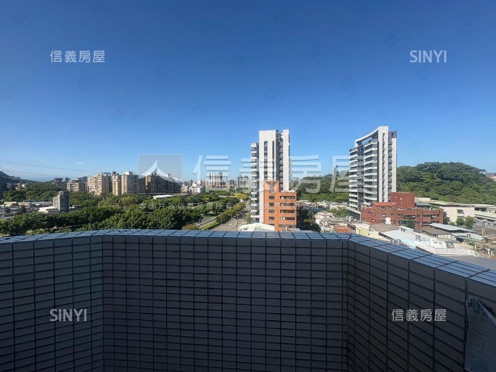 高樓景觀無遮蔽邊間華廈房屋室內格局與周邊環境