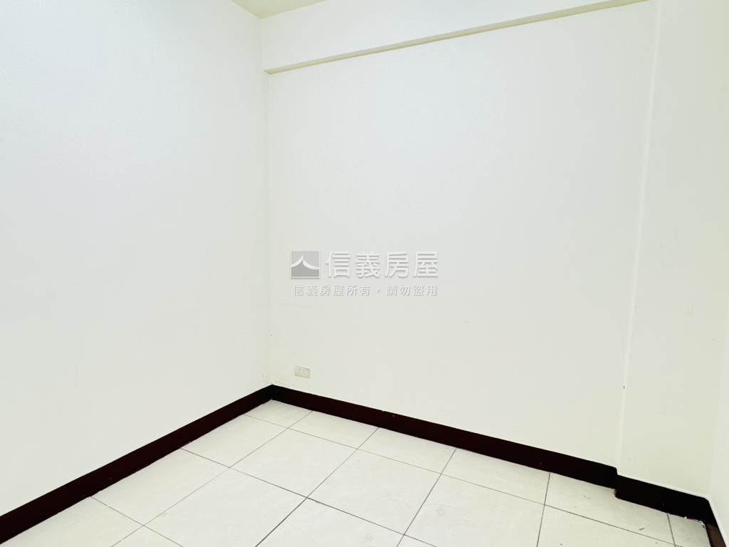 近精武車站，一樓典藏美寓房屋室內格局與周邊環境
