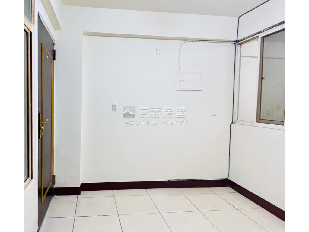 近精武車站，一樓典藏美寓房屋室內格局與周邊環境