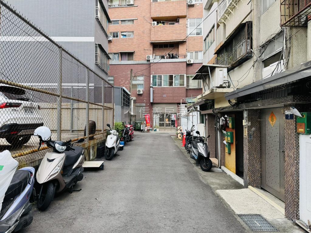 近精武車站，一樓典藏美寓房屋室內格局與周邊環境