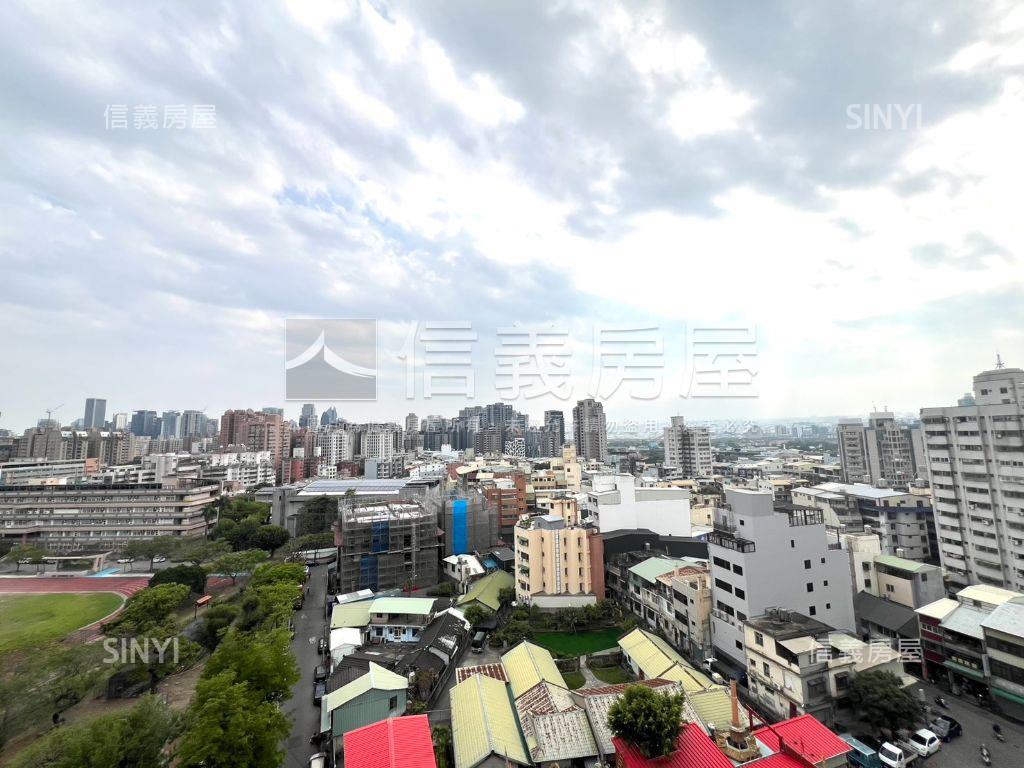 福星道次頂樓視野兩房平車房屋室內格局與周邊環境