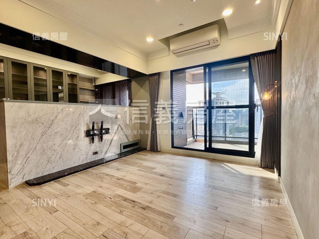 輕屋齡質感高樓３＋１平車房屋室內格局與周邊環境