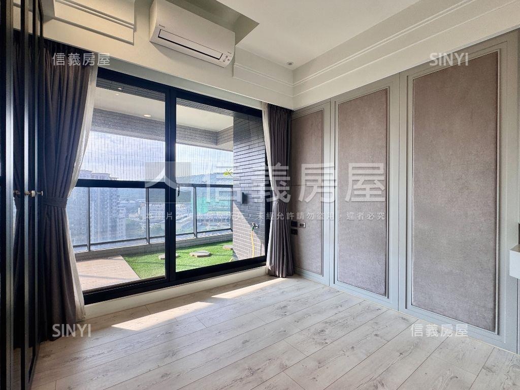 輕屋齡質感高樓３＋１平車房屋室內格局與周邊環境