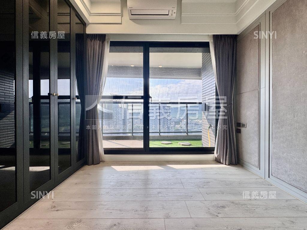 輕屋齡質感高樓３＋１平車房屋室內格局與周邊環境