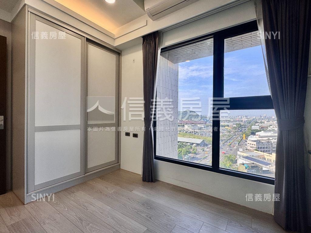 輕屋齡質感高樓３＋１平車房屋室內格局與周邊環境