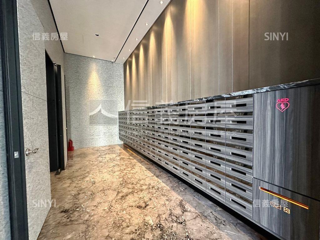 輕屋齡質感高樓３＋１平車房屋室內格局與周邊環境