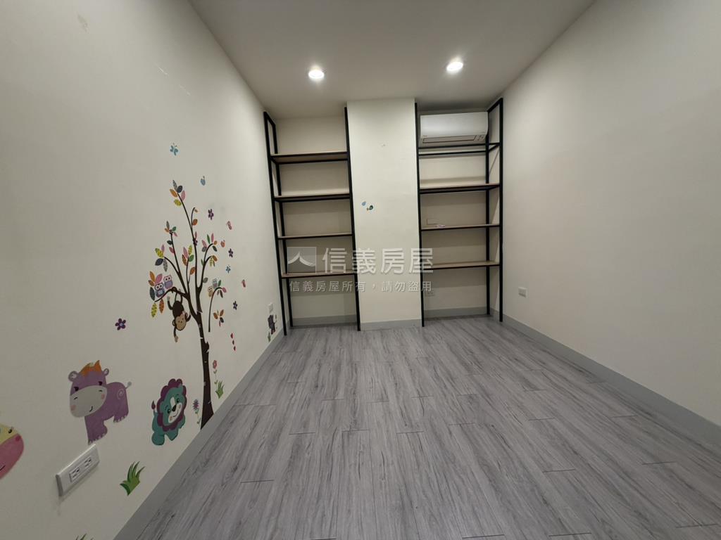 免爬樓梯重新整理房屋室內格局與周邊環境