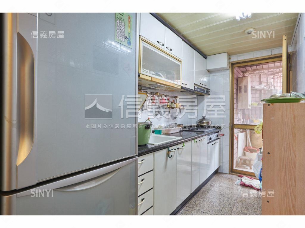 輝皇時代高樓四房平車房屋室內格局與周邊環境