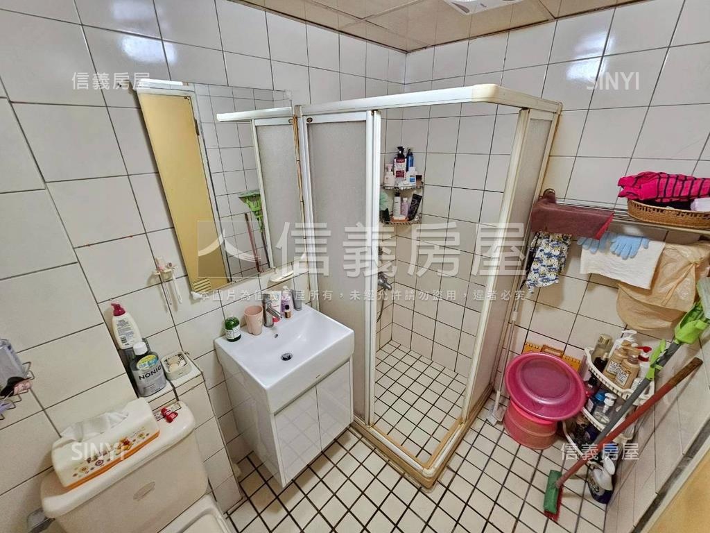 專任永興街方正３房華廈房屋室內格局與周邊環境