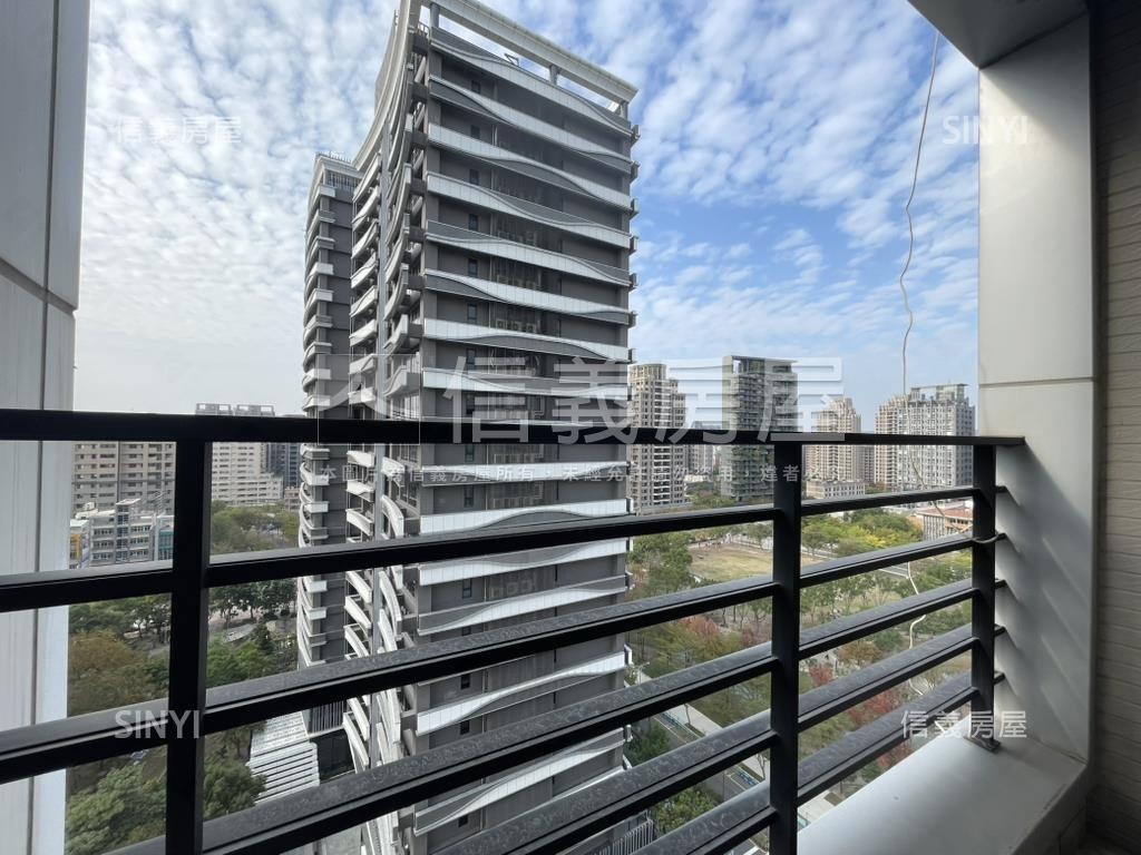 富翼高樓外棟採光美屋房屋室內格局與周邊環境