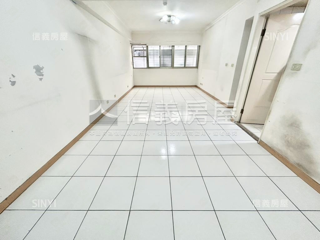 德光雅築˙後棟邊間房屋室內格局與周邊環境