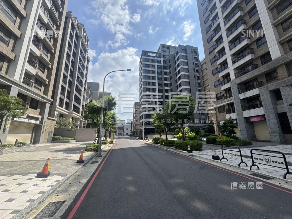 優質兩房平面車位房屋室內格局與周邊環境